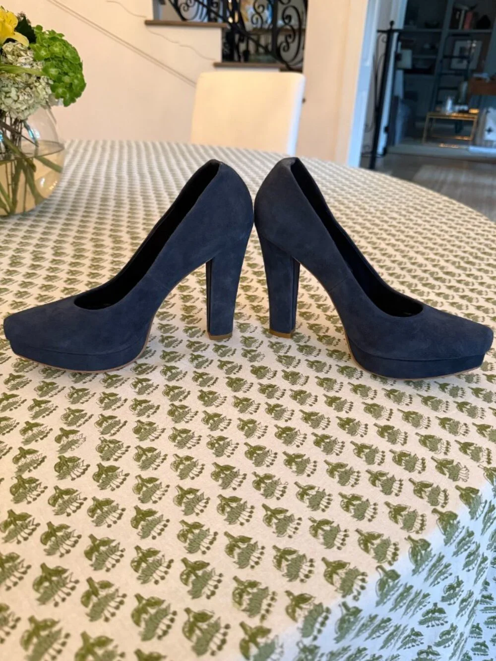 Kathryn Amberleigh Navy Suede Pumps | Womens Size 9.5